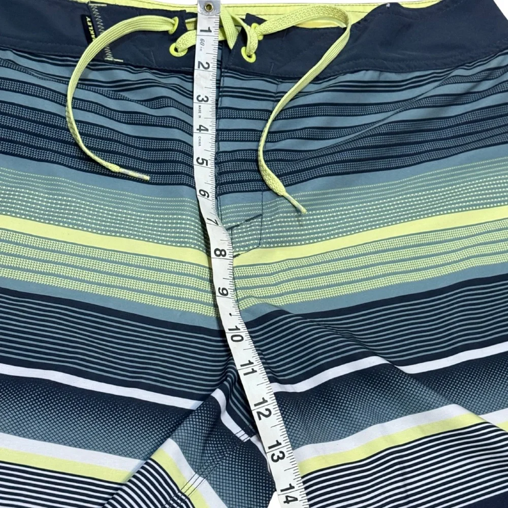 Oakley Mens‎ 36 Board Shorts Surf Swim Stretch Athleisure Y2K Beach Vacation